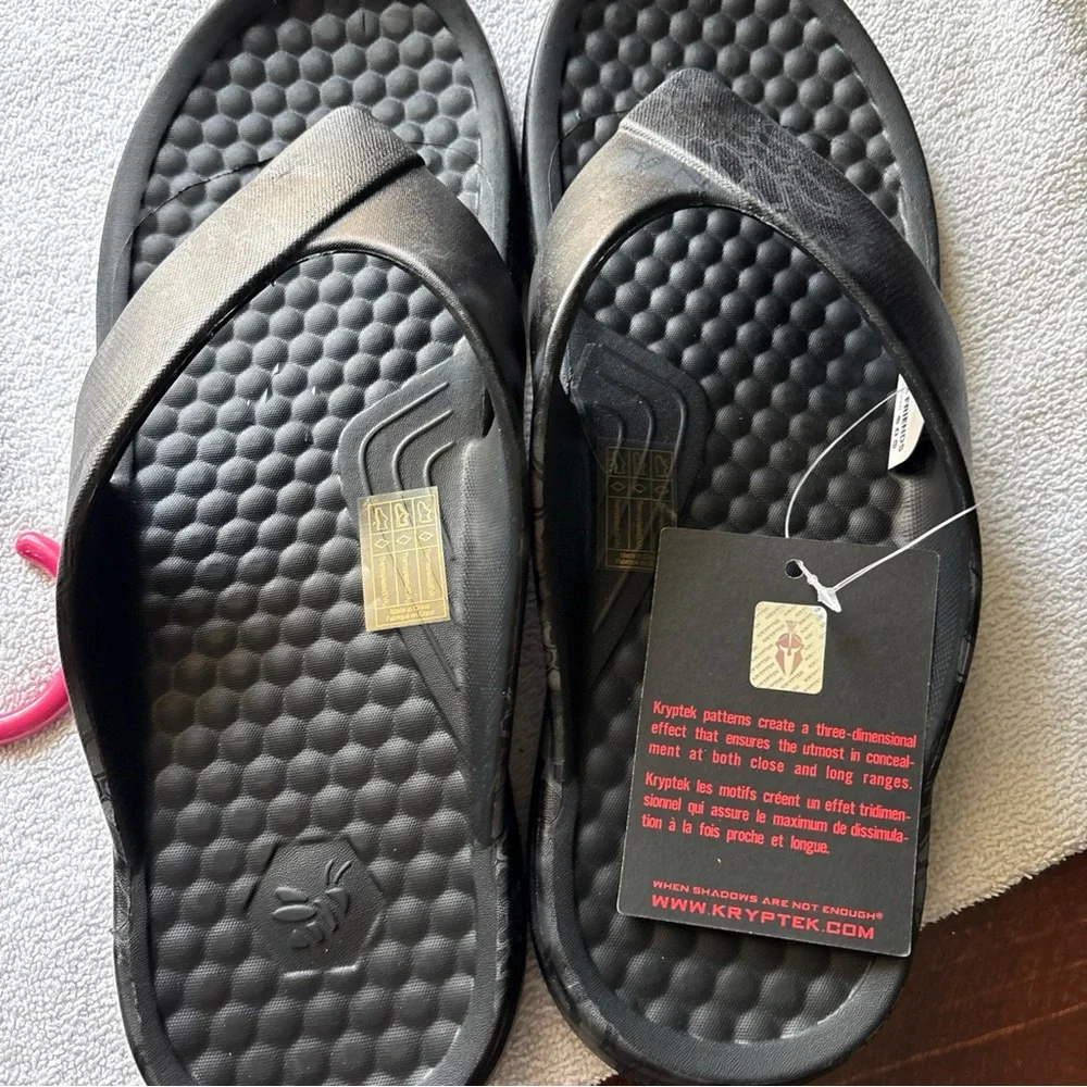 Kryptek Black Men's Sandals